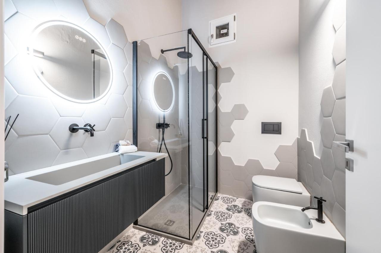 Emilia Suite Palace Модена Екстериор снимка